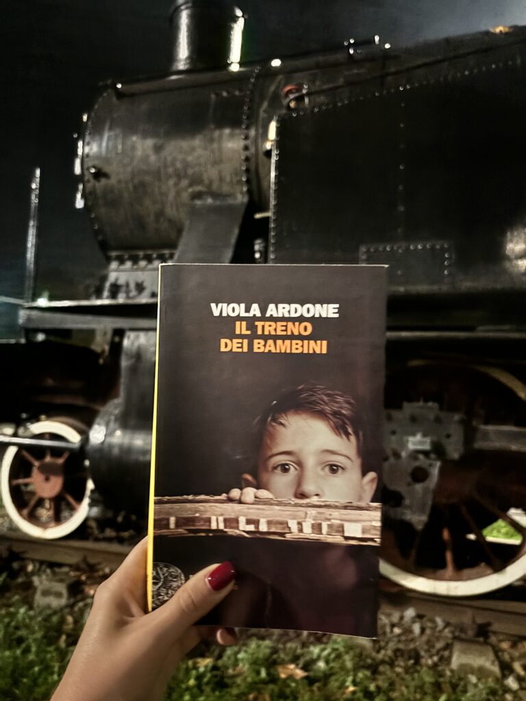 Il treno dei bambin, Viola Ardone, Einaudi
