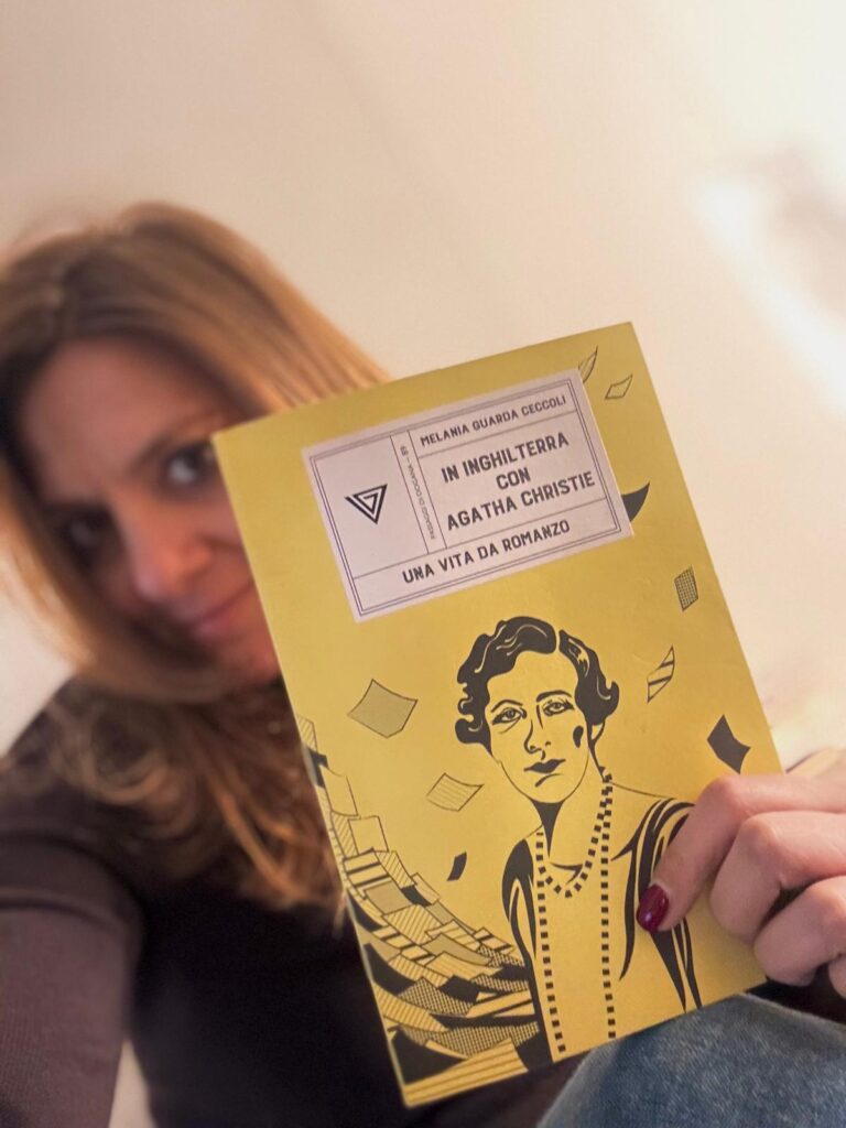 In Inghilterra con Agatha Christie, Melania Guarda Ceccoli, Giulio Perrone editore, Passaggi di dogana, libri, recensioni libri